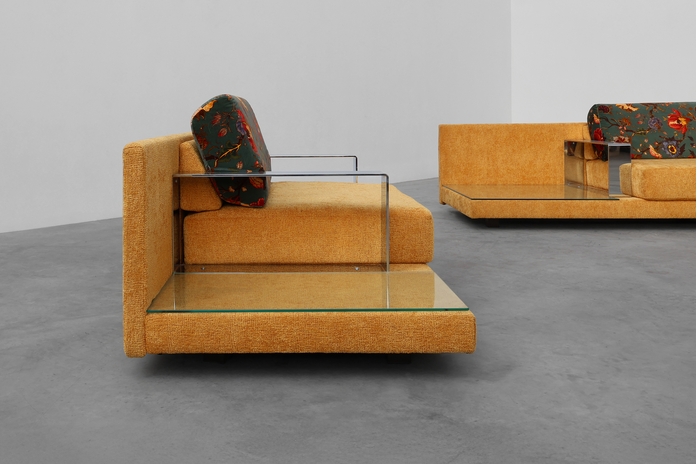 Mid-Century Modern Italian Living Room Set, 1960s, Set of 2thumbnail